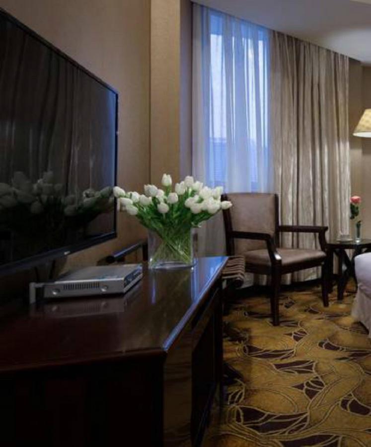Wanxing Hotel Chao Yang Square Branch Наньнін Екстер'єр фото